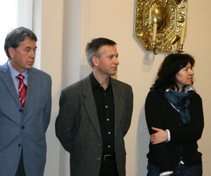„W DWORKU SZLACHECKIM OK. 1800 ROKU”