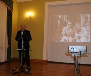 WYSTAWA CZASOWA PT. RODZINY KRESOWE I ICH SPUŚCIZNA