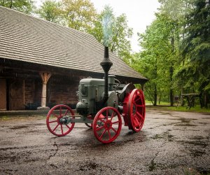 Kolejny unikatowy ciągnik w ciechanowieckim Muzeum