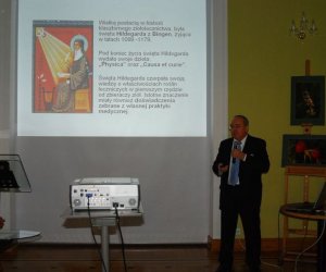 Rośliny lecznicze w kulturze, nauce i sztuce,