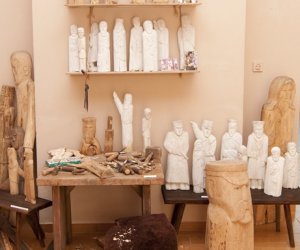 "Dwa Światy - formy ceramiczne Marii Gorełówny i rzeźba w drewnie Jana Markowskiego" - 18 maja - 13 czerwca 2013