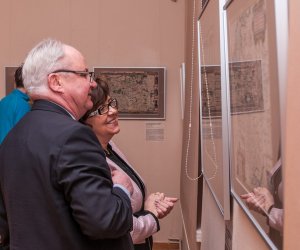 "PODLASIE NA DAWNYCH MAPACH RZECZYPOSPOLITEJ OBOJGA NARODÓW Z KOLEKCJI DOKTORA TOMASZA NIEWODNICZAŃSKIEGO W ZBIORACH ZAMKU KRÓLEWSKIEGO W WARSZAWIE - MUZEUM"