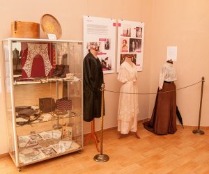 DOKĄD SIĘGAM PAMIĘCIĄ. MODA KOBIECA W LATACH 1890 - 1990" NOWA WYSTAWA CZASOWA JUŻ OTWARTA!