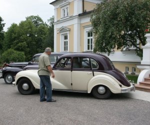 V Międzynarodowy Rajd Pogoni Pojazdów Zabytkowych