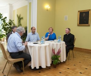 Konferencja  "Migracje a tożsamość narodowa mieszkańców Europy Wschodniej w XIX i na początku XX wieku" 2-3 czerwca 2016