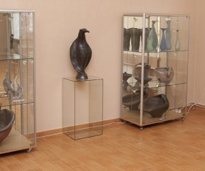 "Dwa Światy - formy ceramiczne Marii Gorełówny i rzeźba w drewnie Jana Markowskiego" - 18 maja - 13 czerwca 2013