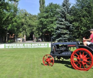 Jedyny w Polsce ciągnik UNIWERSAL do obejrzenia w naszym Muzeum.