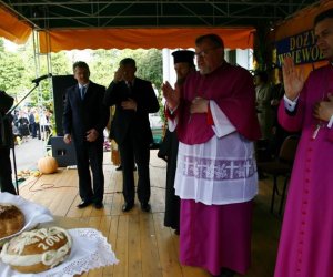 Wojewódzkie Dożynki Ciechanowiec 9 września 2006 roku