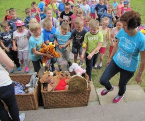 DZIEŃ DZIECKA Z "PRZYJACIÓŁMI Z DZIECIŃSTWA"