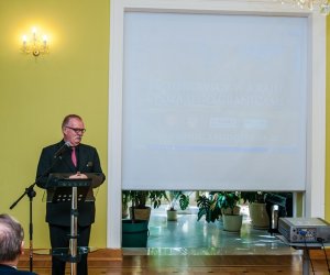 Sesja naukowa "Jabłonowscy w kraju i poza jego granicami"