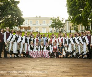 Podlaska Oktawa Kultur 2013 - występ ZPiT Uniwersytetu Wileńskiego w Muzeum Rolnictwa - fotorelacja