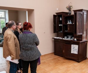 Naczynia z Bolesławca po raz pierwszy z Cepelią na Podlasiu