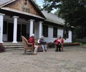 Narodowe Czytanie "Pana Tadeusza" w Muzeum Rolnictwa im. ks Krzysztofa Kluka w Ciechanowcu