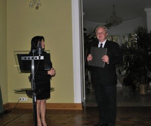 „WYSTAWY, WYSTAWY... NAJCIEKAWSZE EKSPOZYCJE Z OSTATNICH LAT W ZAMKU KRÓLEWSKIM W WARSZAWIE”