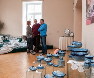 Naczynia z Bolesławca po raz pierwszy z Cepelią na Podlasiu