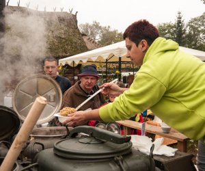 JESIEŃ W POLU I ZAGRODZIE