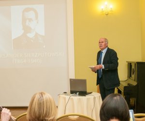 Międzynarodowa konferencja w Ciechanowcu