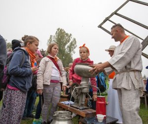 JESIEŃ W POLU I ZAGRODZIE