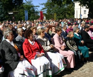 Wojewódzkie Dożynki Ciechanowiec 9 września 2006 roku