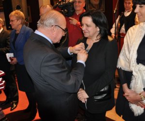 Odznaka honorowa "Zasłużony dla Rolnictwa" dla dyrektor Muzeum Doroty Łapiak