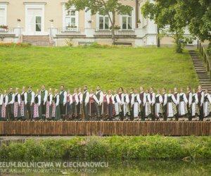 Podlaska Oktawa Kultur 2013 - występ ZPiT Uniwersytetu Wileńskiego w Muzeum Rolnictwa - fotorelacja