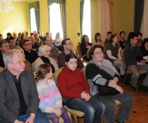 WYSTAWA CZASOWA PT. RODZINY KRESOWE I ICH SPUŚCIZNA