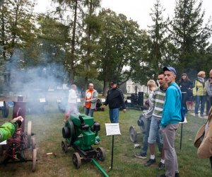 JESIEŃ W POLU I ZAGRODZIE