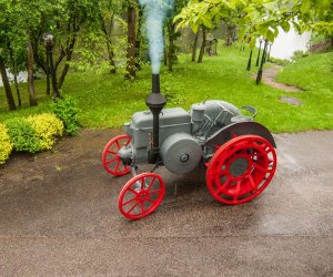 Kolejny unikatowy ciągnik w ciechanowieckim Muzeum