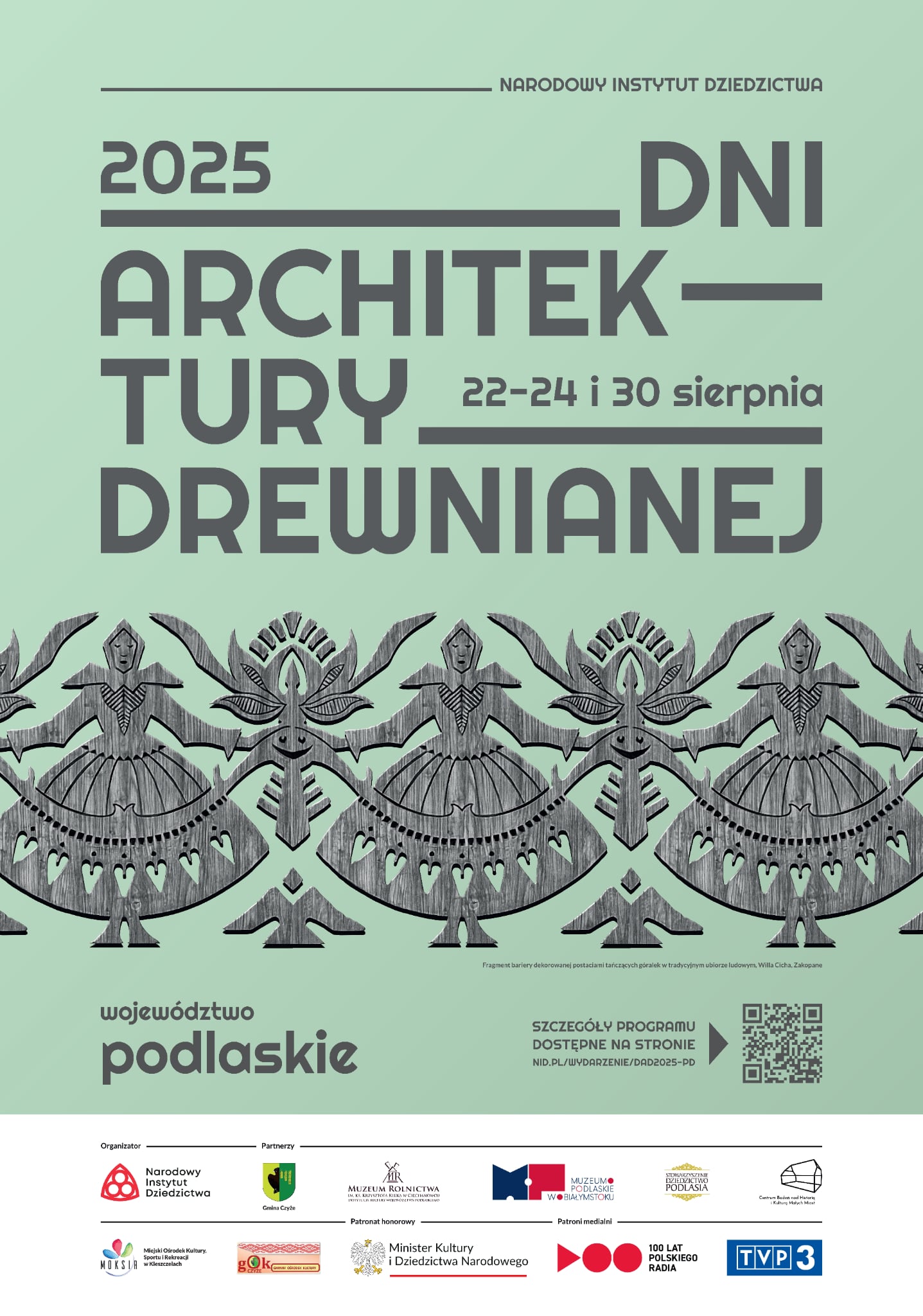 Plakat na „Dni Architektury Drewnianej 2025” z geometrycznymi wzorami drewnianych figur. Terminy: 22-24 i 30 sierpnia. Tonacja tradycyjna i kulturowa.