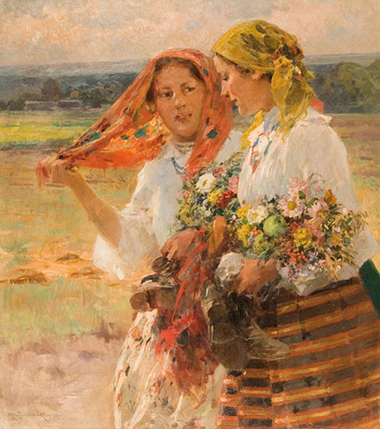 Dwie kobiety w tradycyjnych strojach idą przez pole, trzymając bukiety kolorowych kwiatów polnych. Ich twarze są spokojne i radosne pod jasnym niebem.